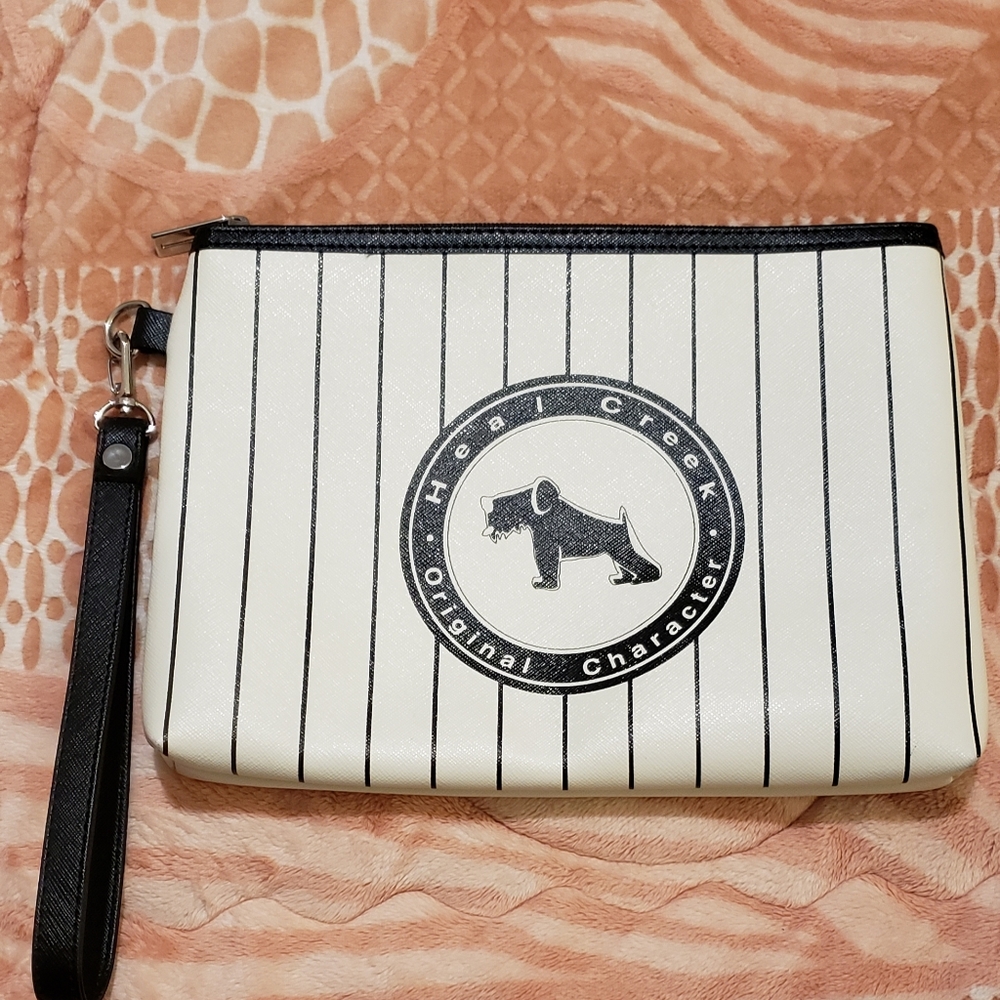 Wristlet